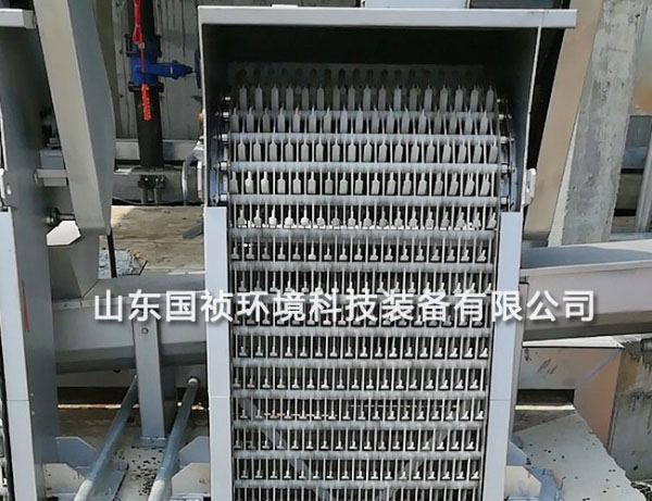格柵除污機(jī)的主要特點(diǎn)有哪些？